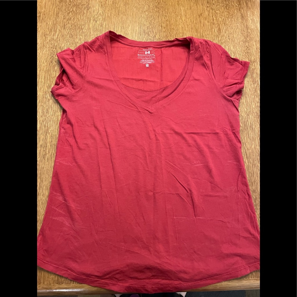 Roots Tee Shirt - red - medium